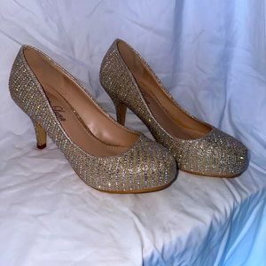 Bella Luna Sparkly Rhinestone Pump Heels | Women’s Size 6